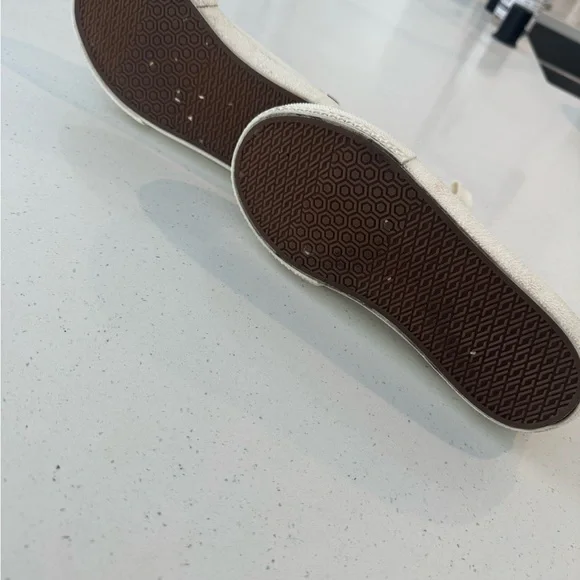 Burberry kids sneakers size 13 kids (C42) - Picture 4 of 6